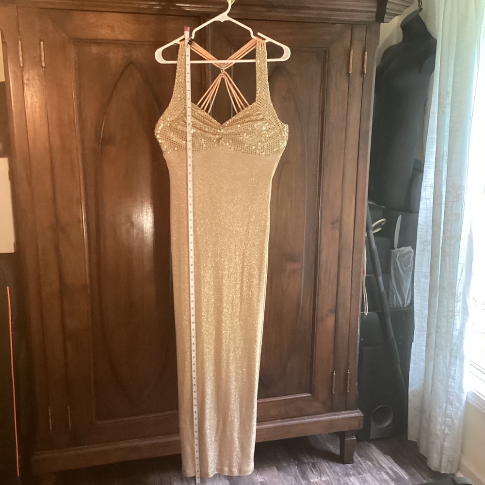 Jump- sparkles dress with gem detail on the cross cross straps (11/12)